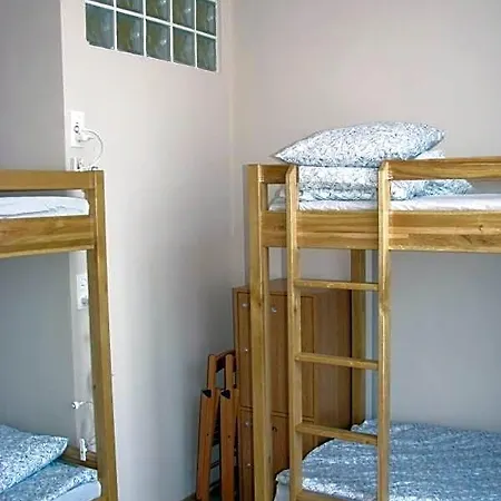 Hostel4u *